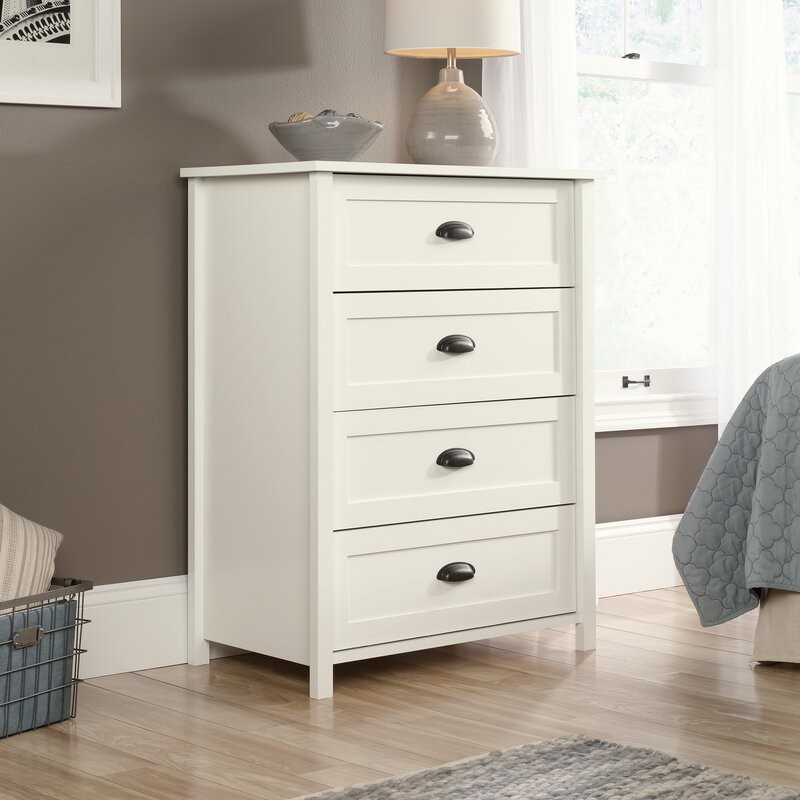 Geraldine 4 Drawer 32.25'' W Chest