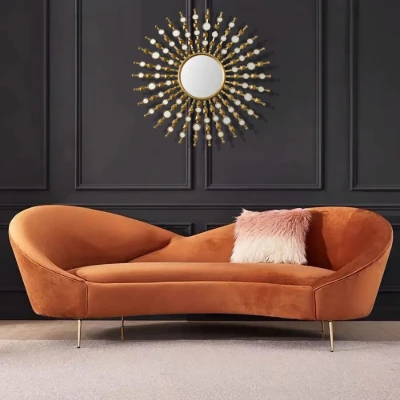 صورة أريكة كينيف الحديثة بثلاث مقاعد ذات تصميم منحني
