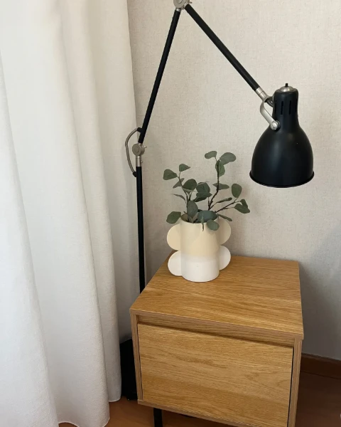 Novea – Natural Wood Bedside Table with Hidden Drawer