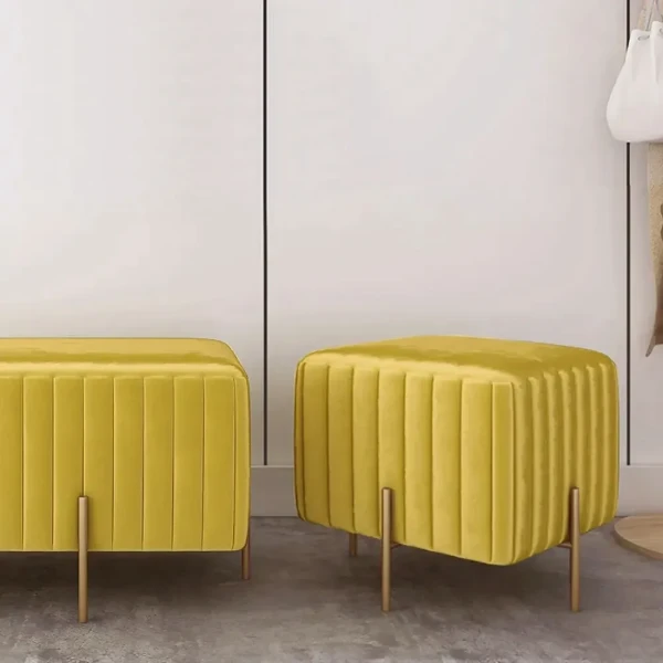 Miro – Upholstered Ottoman with Luxurious Fabric and Golden Metal Legs